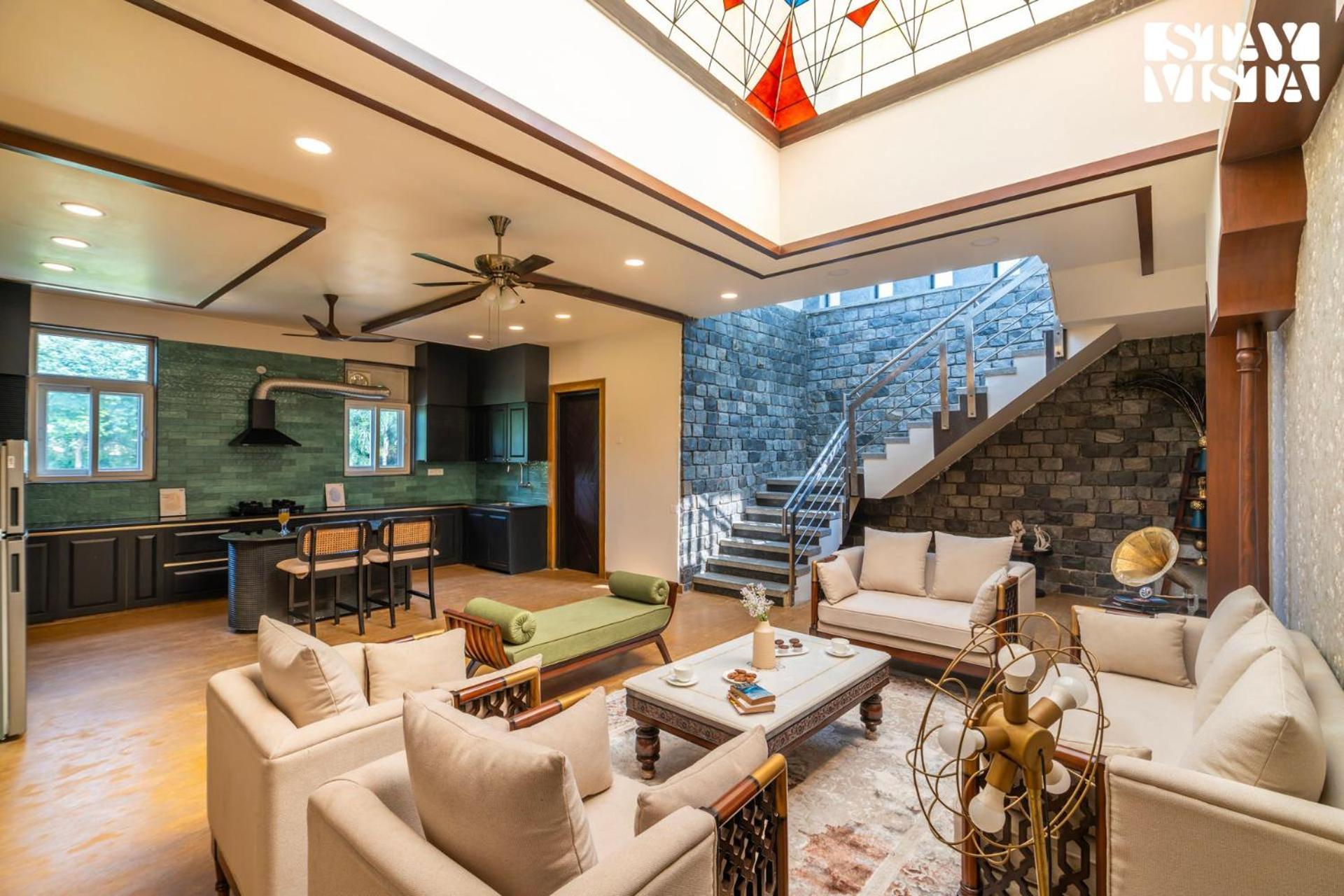 Stayvista At Wandering Vines Indoor Pool 4Bhk Luxury Villa In Delhi Sohna المظهر الخارجي الصورة
