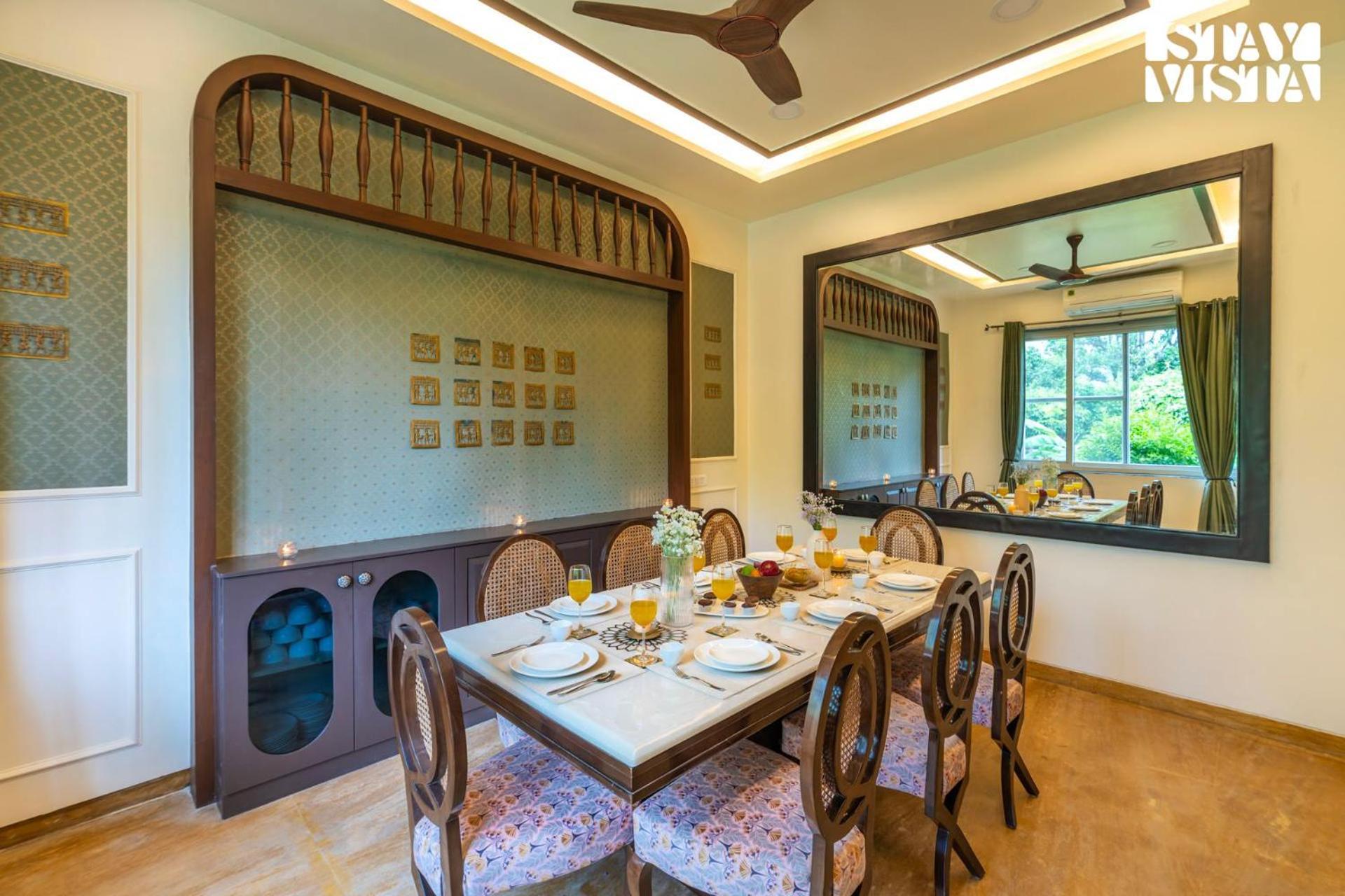 Stayvista At Wandering Vines Indoor Pool 4Bhk Luxury Villa In Delhi Sohna المظهر الخارجي الصورة